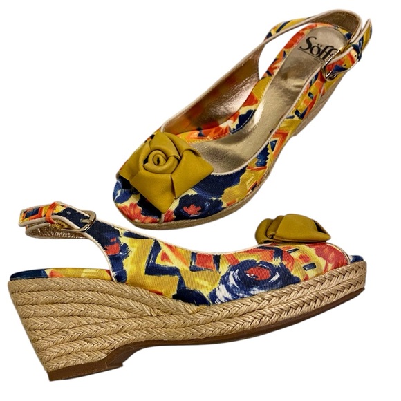 Sofft Shoes - SOFFT COLORFUL PLATFORM WEDGE SANDALS WITH FLOWERS SIZE 7.5 COMFORT HEELS FUN!
